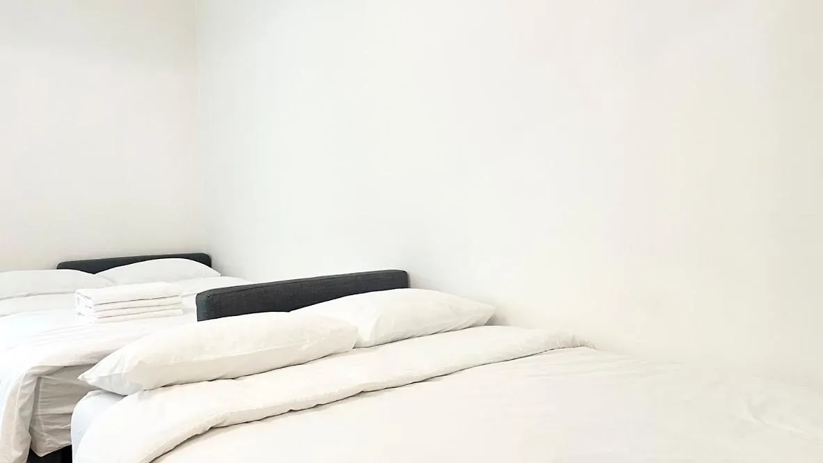 Moderne - Parc De La -1min Du Metro Apartment Paris