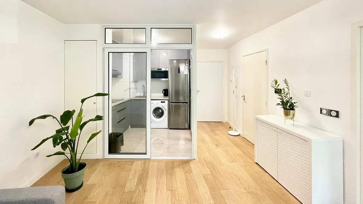 Apartment Moderne - Parc De La -1min Du Metro Paris